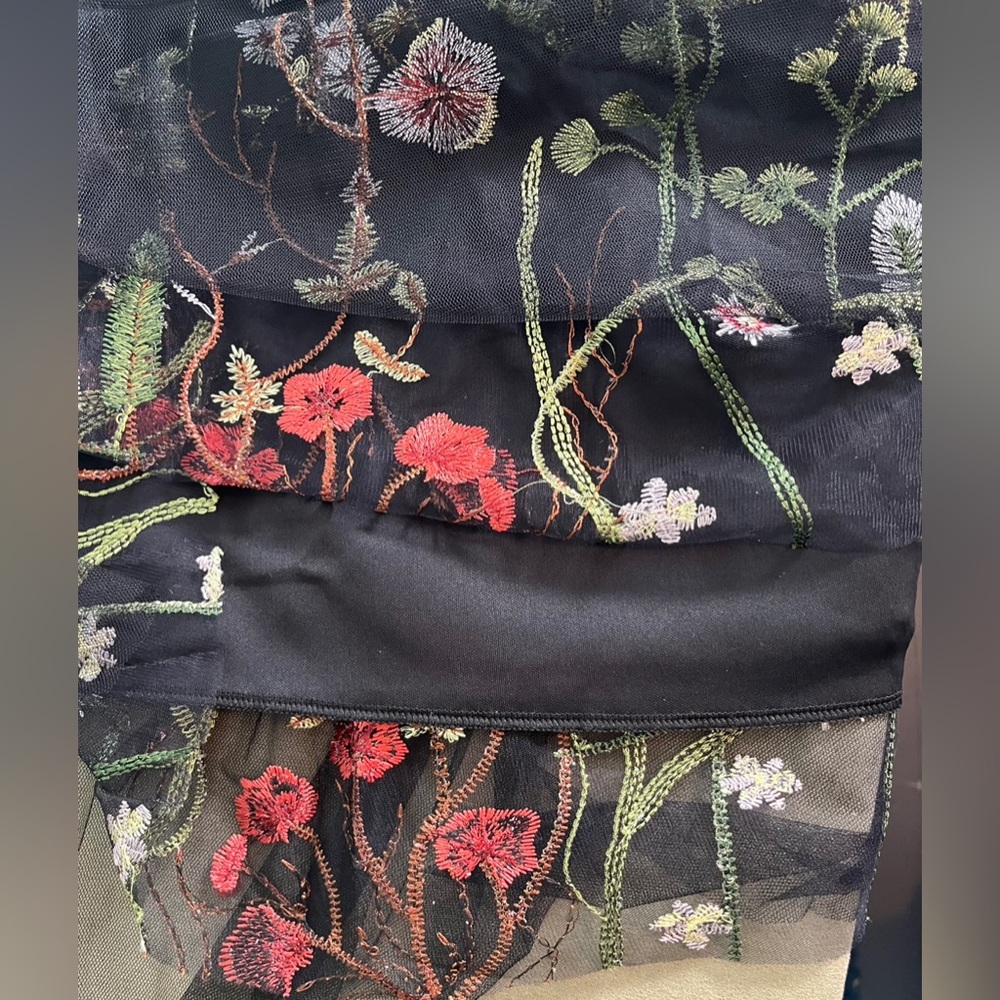 SALE! Embroidered Floral Skirt - Picture 10 of 11